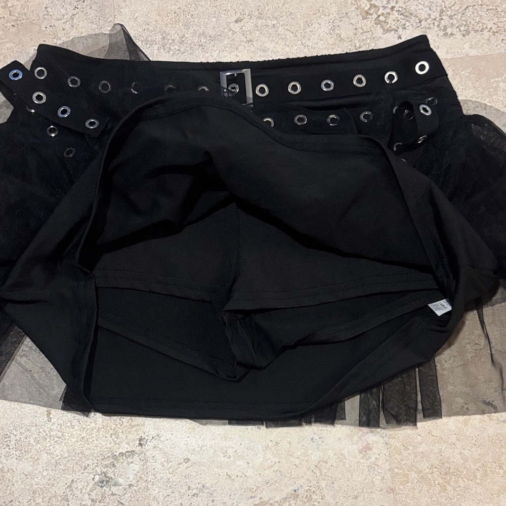 Black Large Gothic Tulle Mini Skort with Grommet Belt - Picture 2 of 4